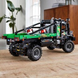Lego Technic 4x4 Mercedes-Benz Zetros Kamyon 42129 - 4