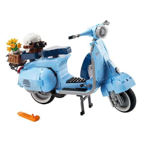 Lego Vespa 125 10298 - 3