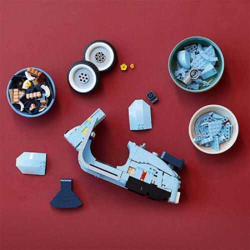 Lego Vespa 125 10298 - 4